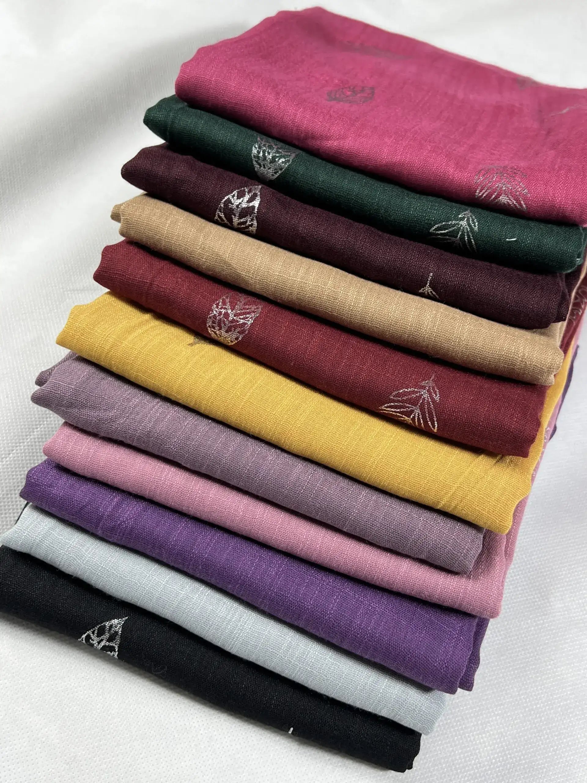 Feather with Border Lawn Hijabs HA065