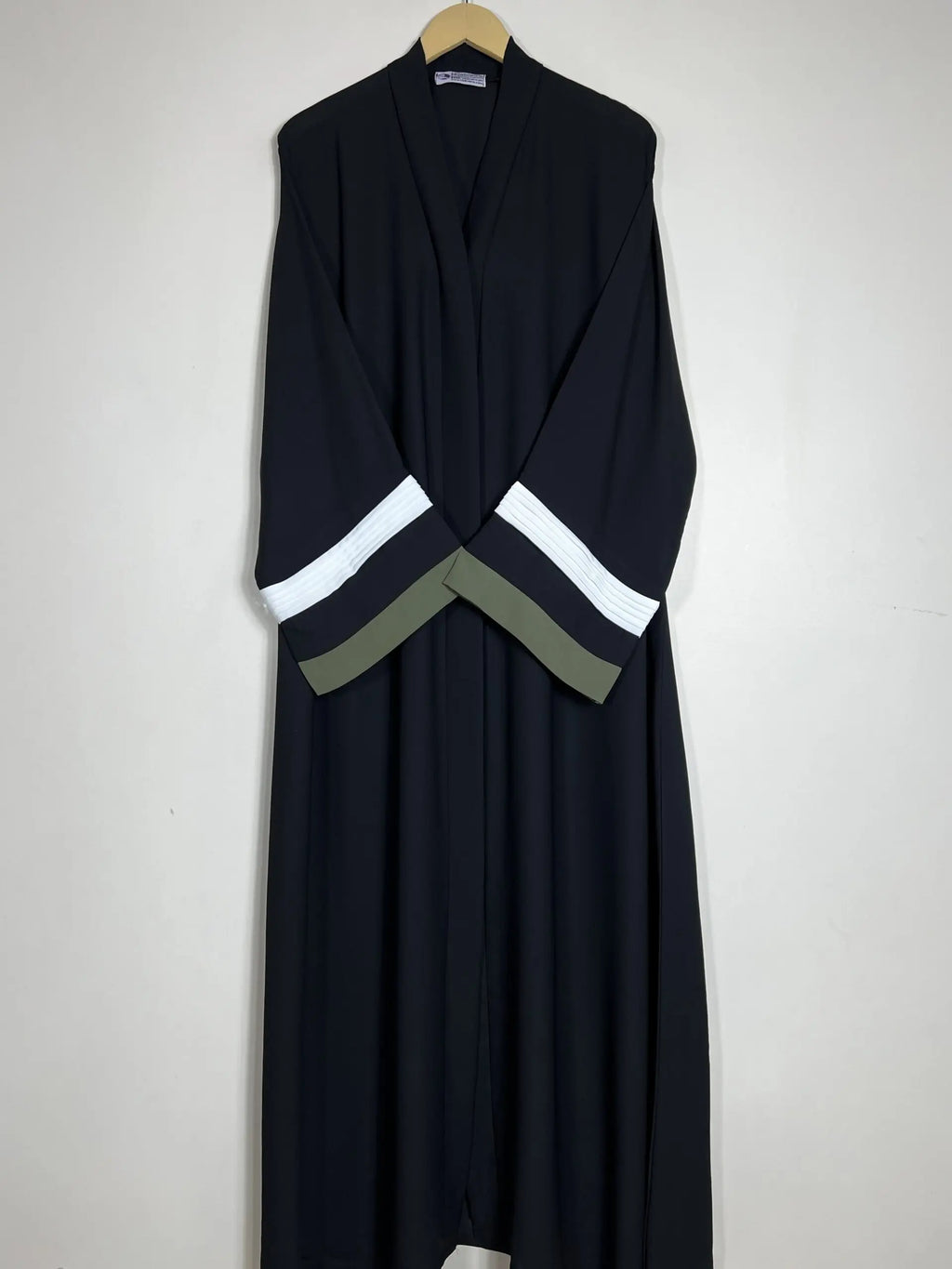 Moss - White Pleated Modest Abaya HJ0696