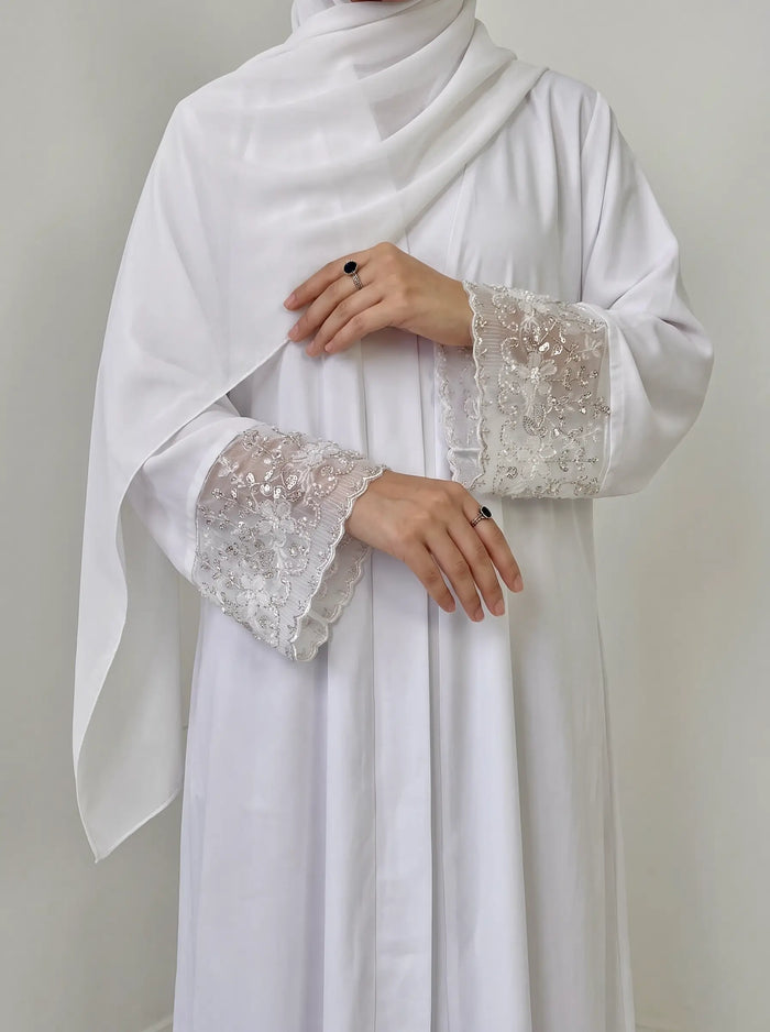 Off White - Gleam of Reverie Abaya - HJ1722