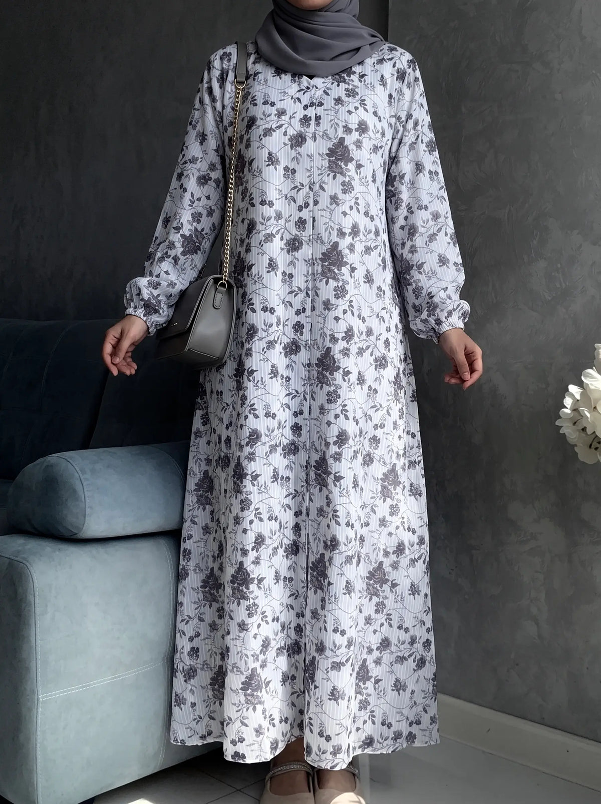 Frost White - Arabic Lawn Abaya HJ1620