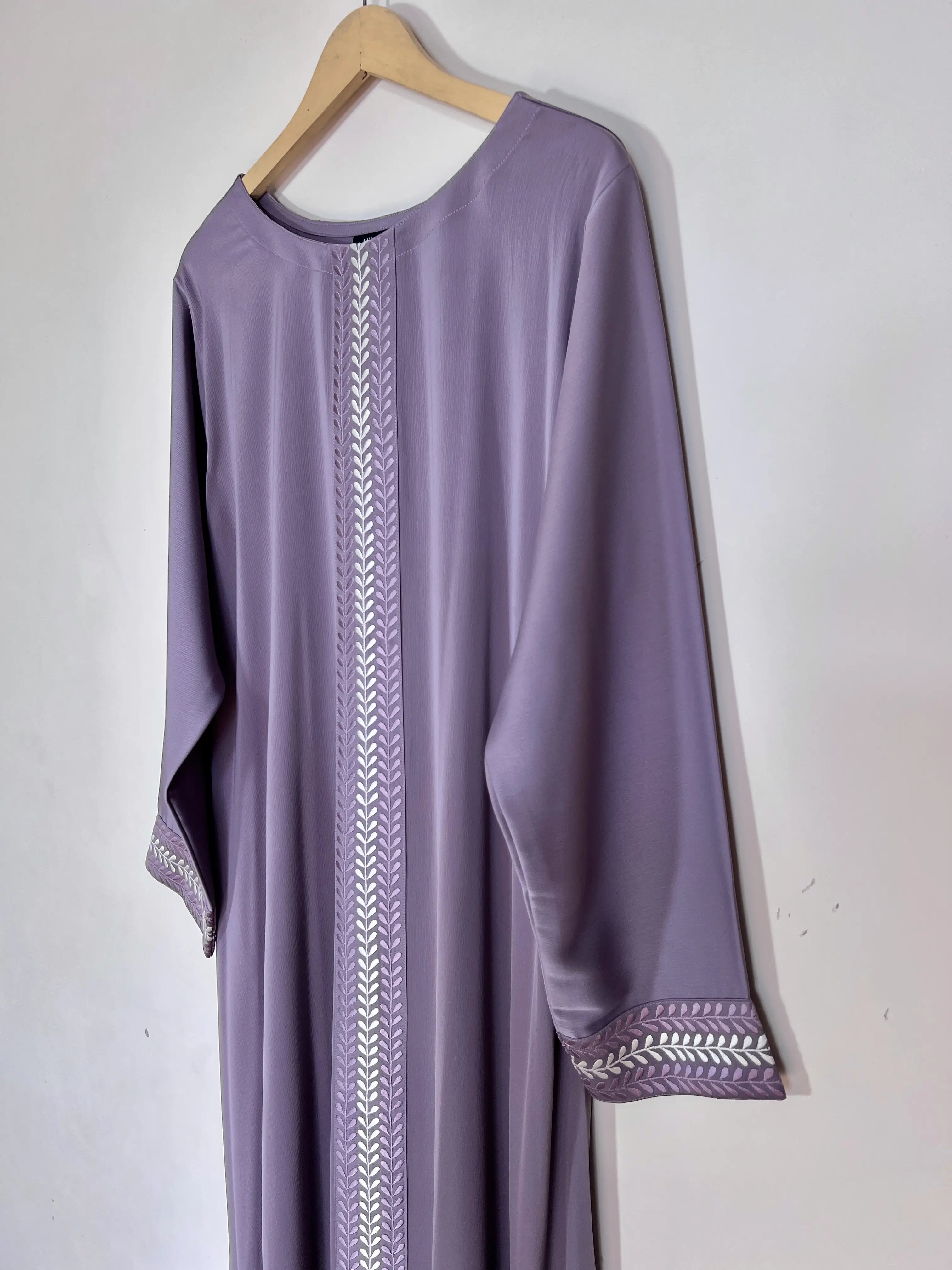 Lavender  - Panel Embroidery Abaya HJ1495 Secondary image
