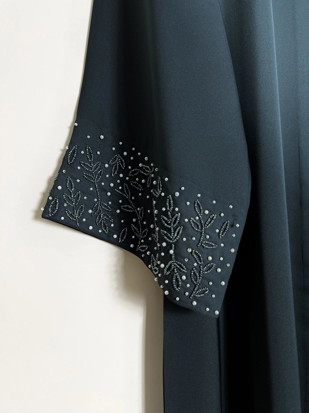 Bottle Green - Majesty of Handwork Abaya HJ1532