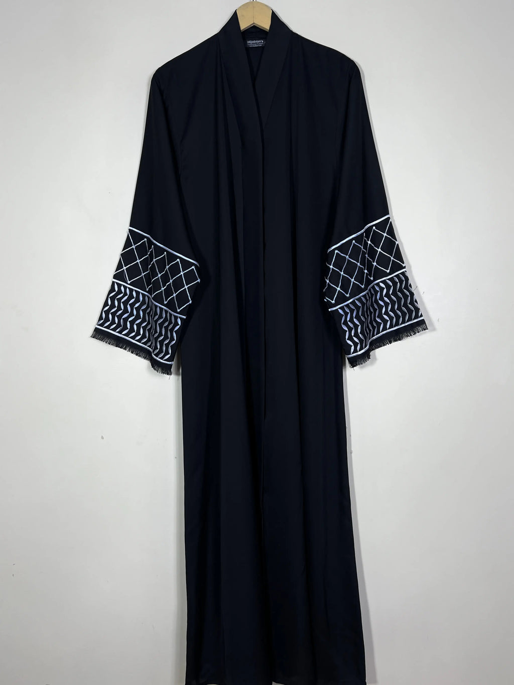 Black - Keffiyeh Embroidery Abaya HJ1506