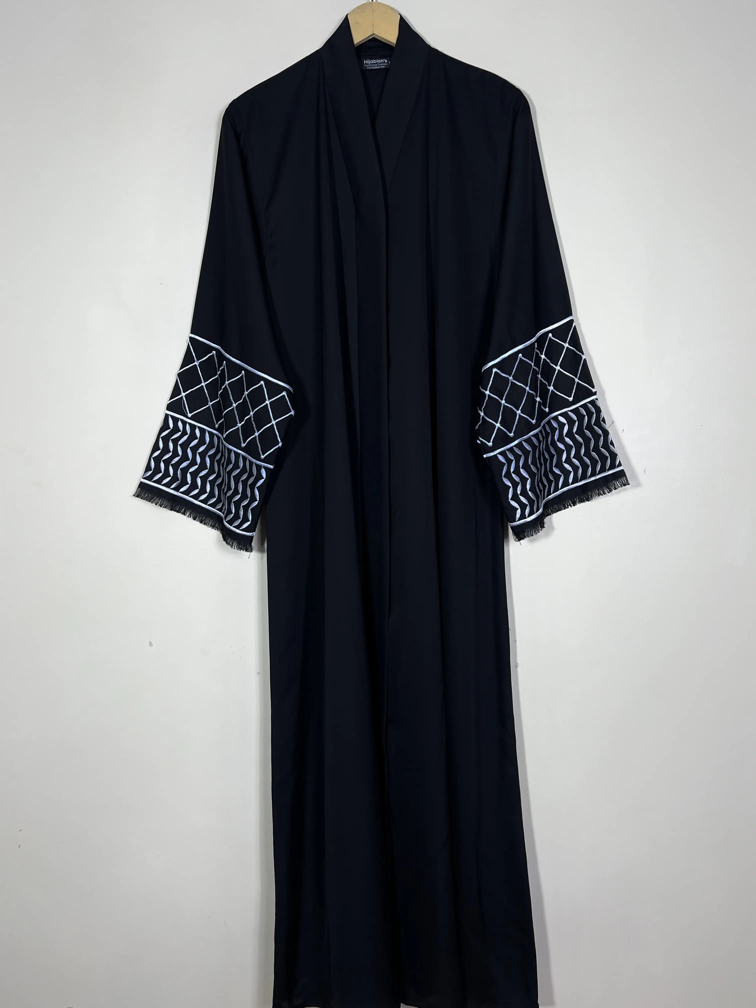 Black - Keffiyeh Embroidery Abaya HJ1506