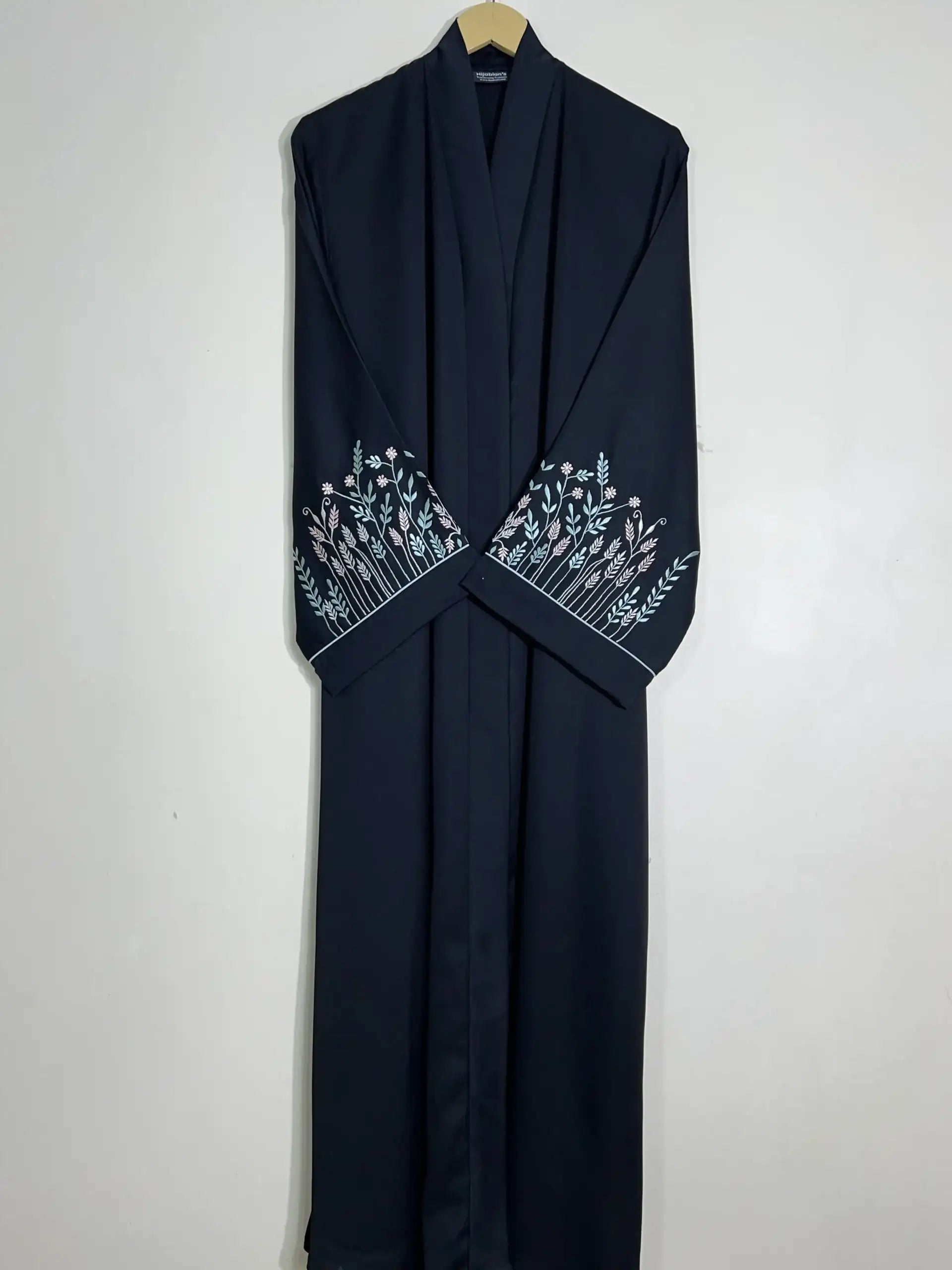 Black - Embroidered Bloom Abaya HJ1107