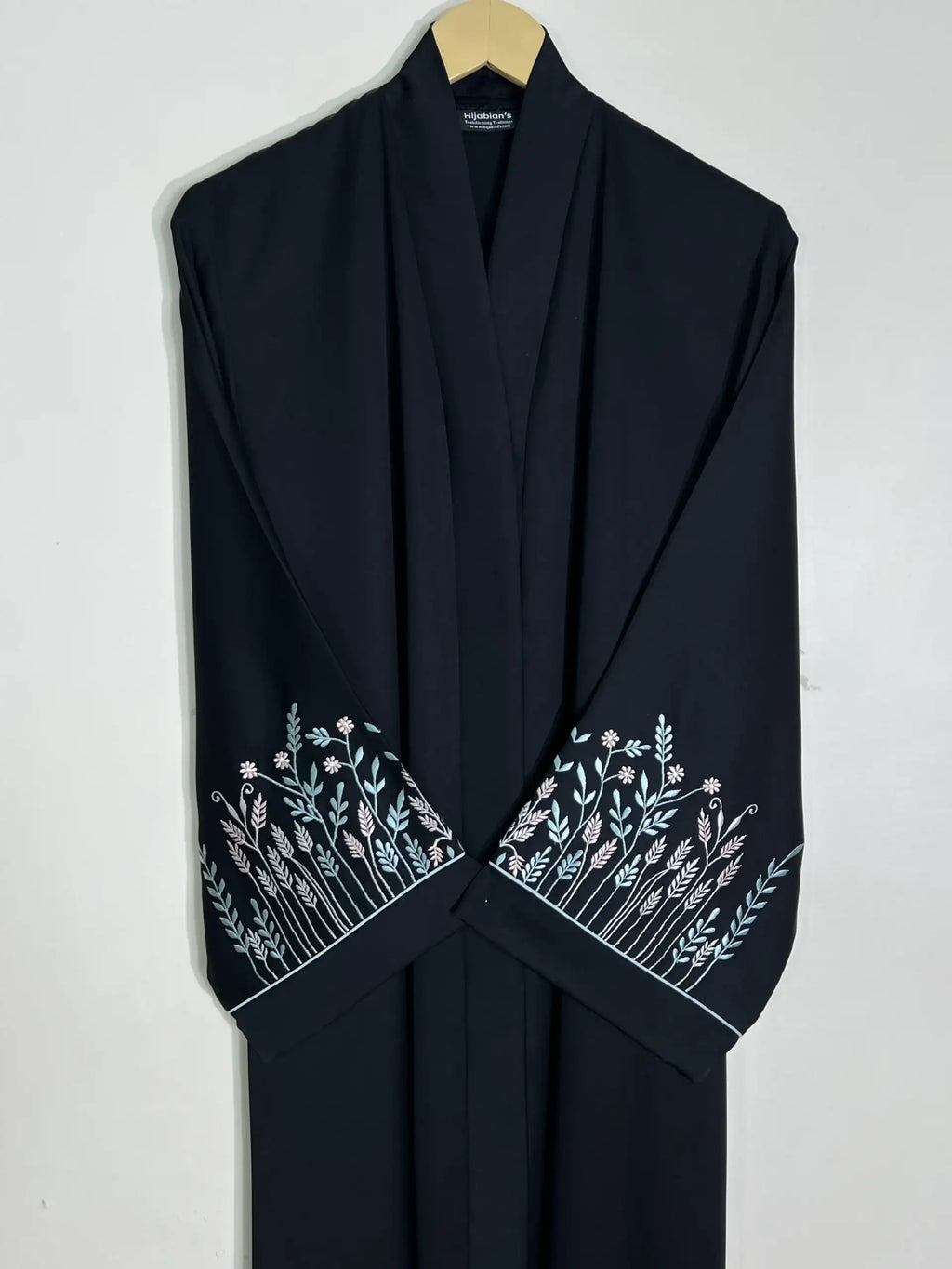Black - Embroidered Bloom Abaya HJ1107