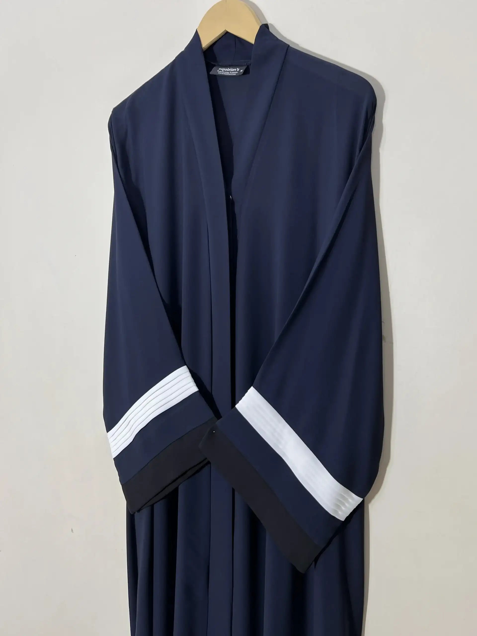 Blue - White Modest Pleated Abaya HJ1151 Secondary image