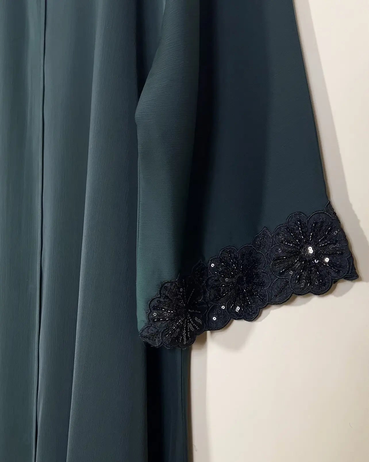 Bottle Green - Amara Luxe Abaya HJ1573