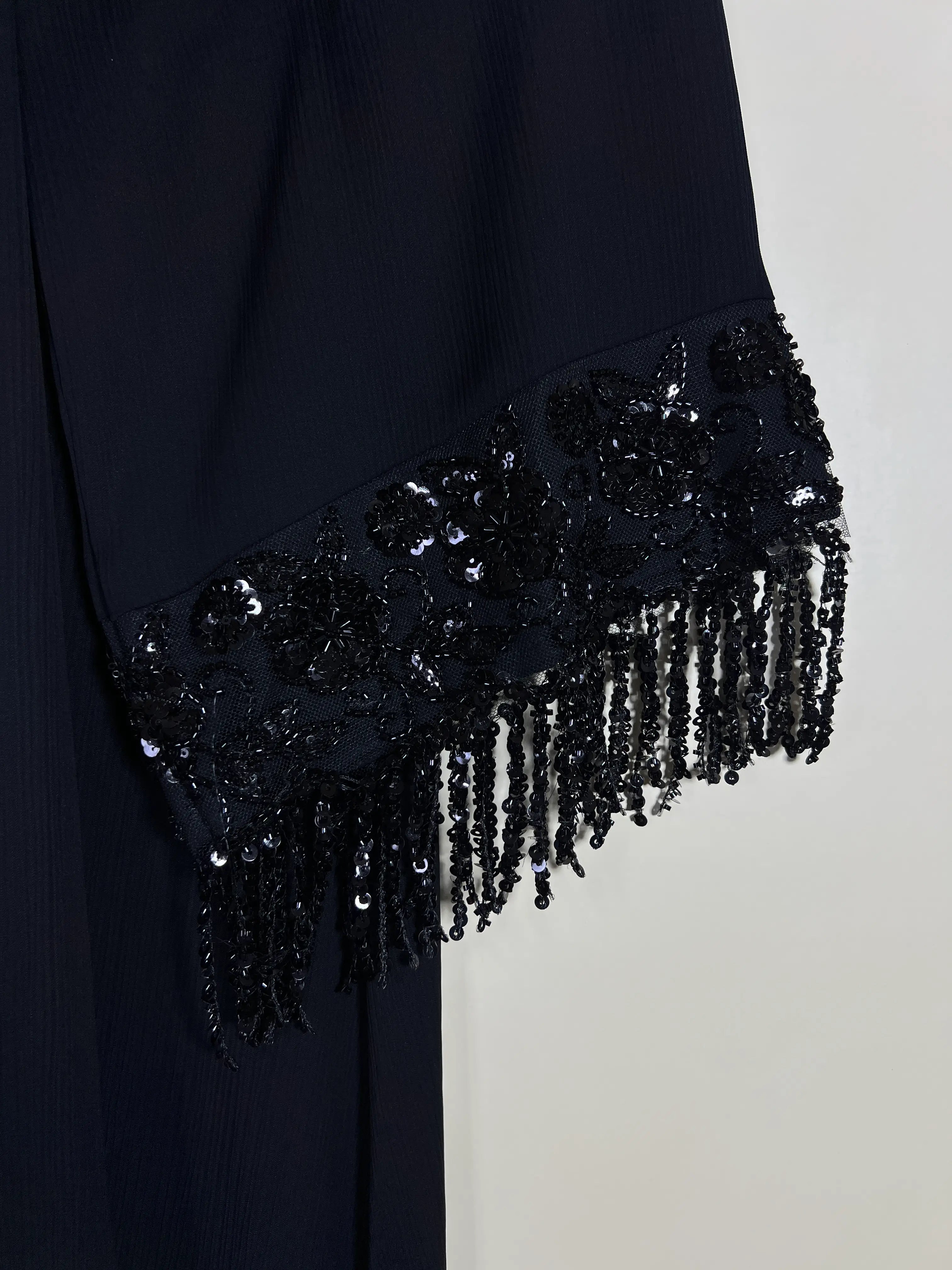 Black - Hayat Luxe Abaya HJ1591
