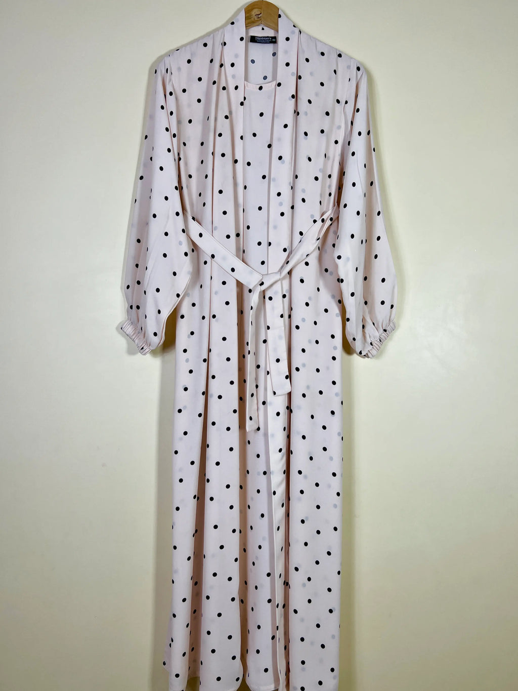 Velour Pink - Attached Inner Chic Abaya HJ1600