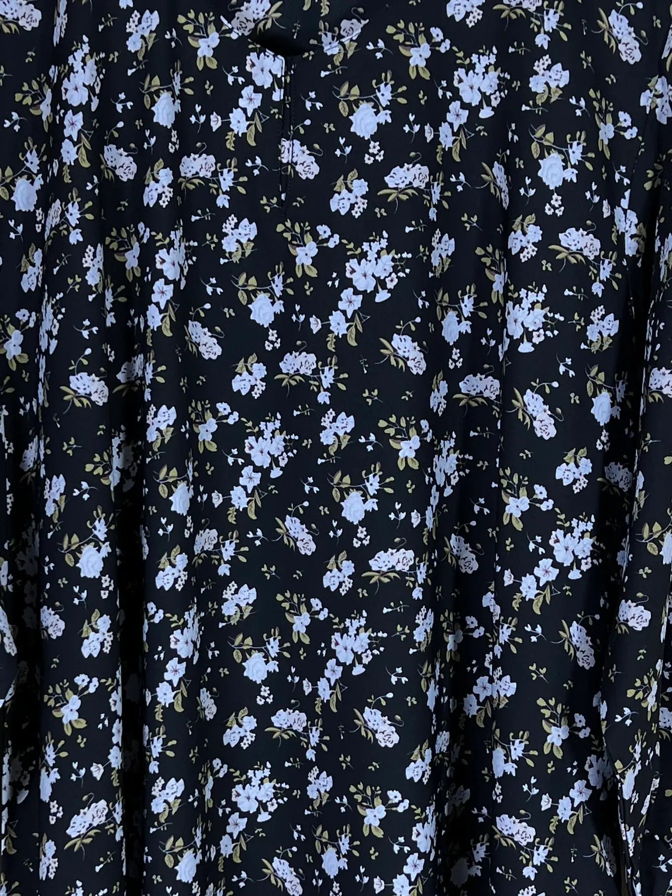 Black - Floral Maxi Abaya HJ1615