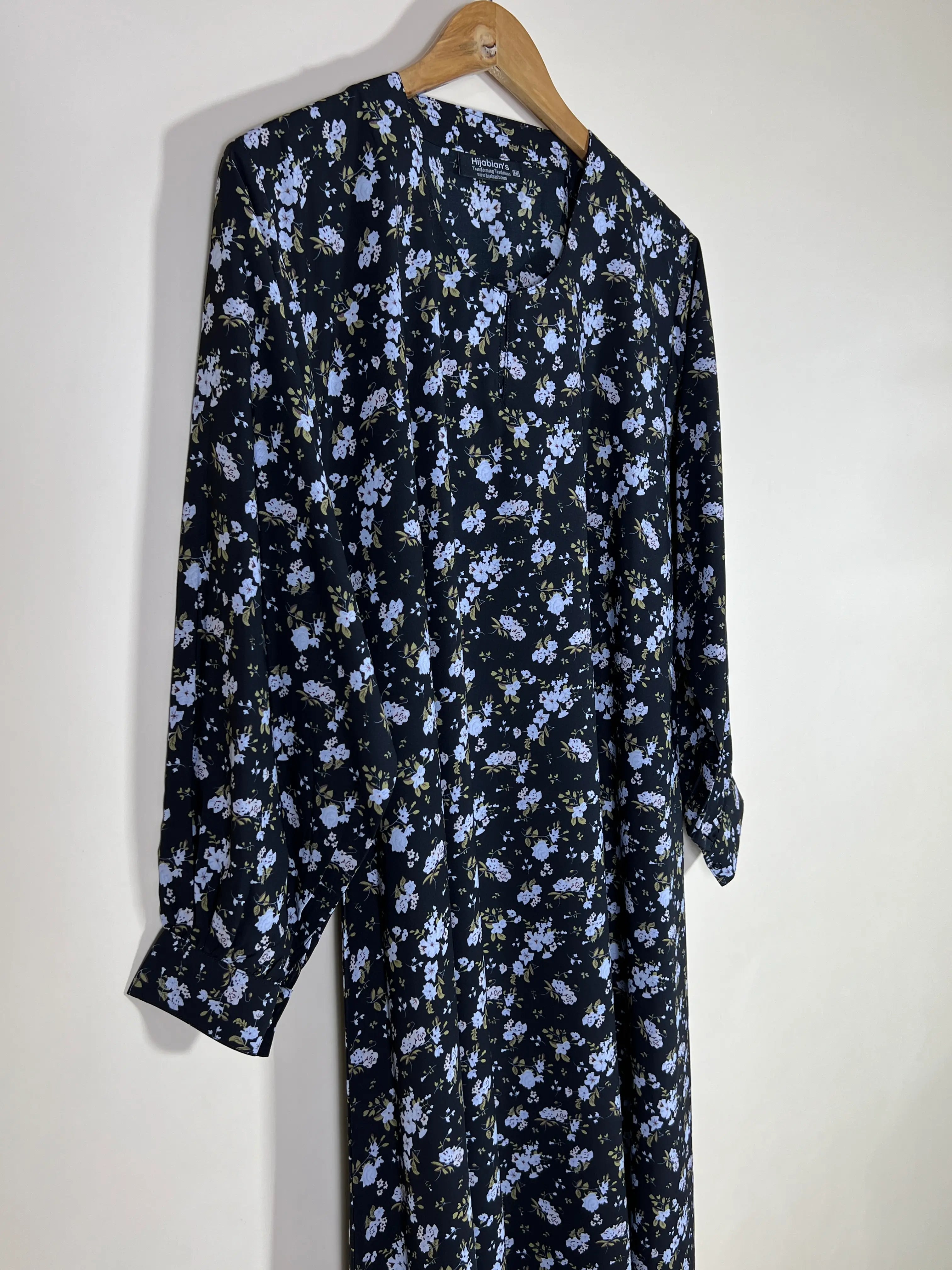 Black - Floral Maxi Abaya HJ1615 Secondary image