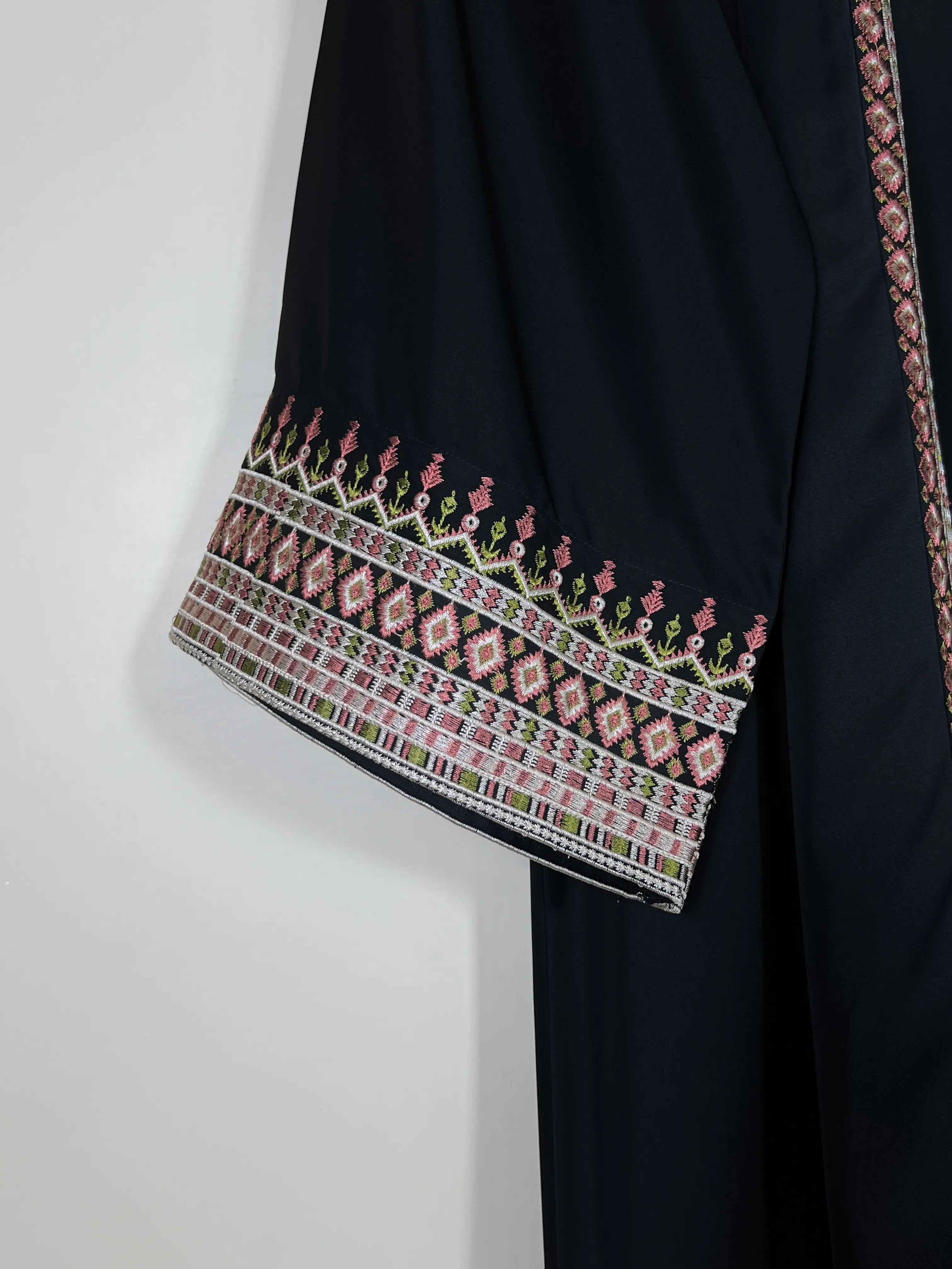 Black - Canvas Layer Abaya HJ1642