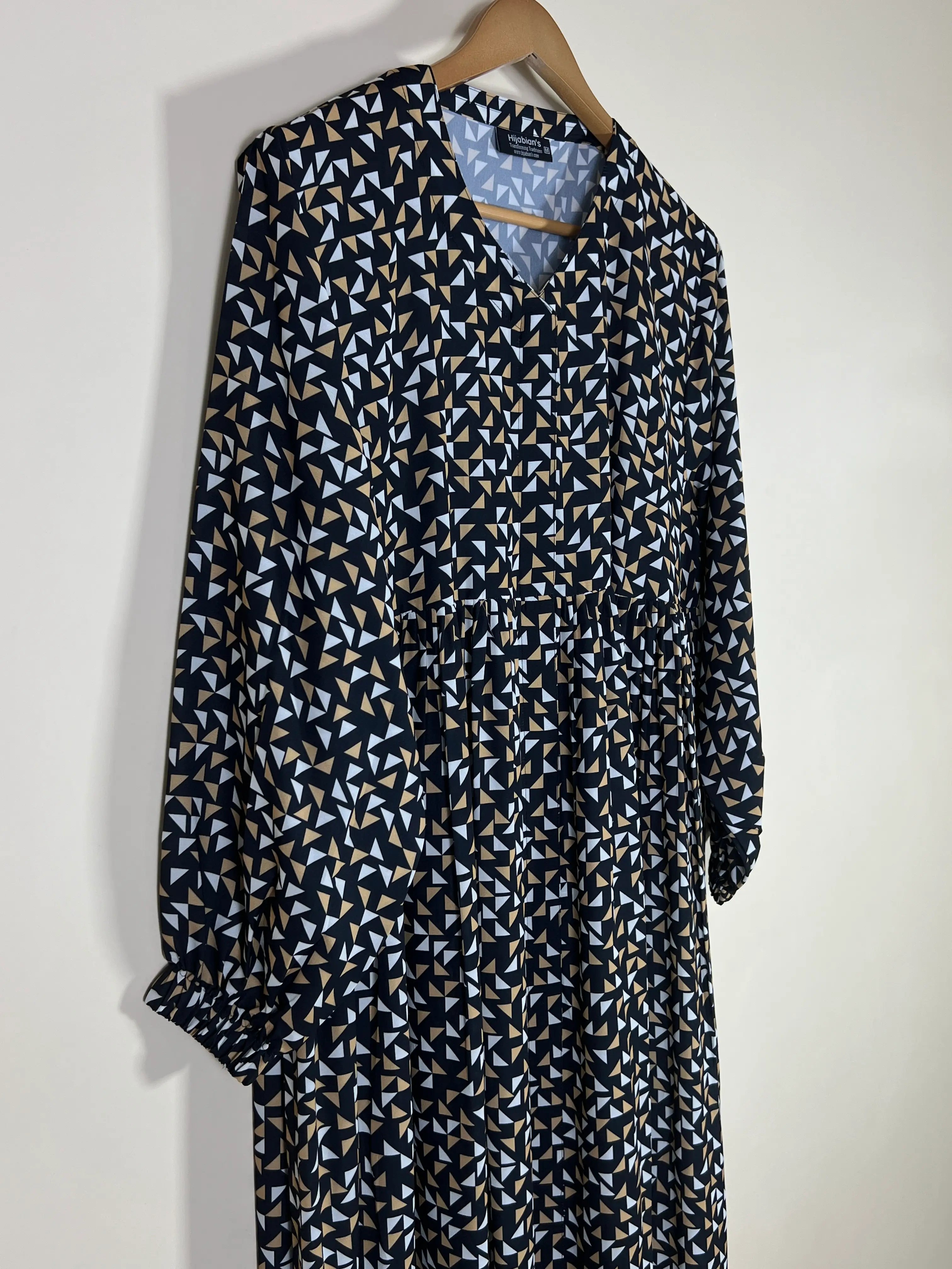 Black - Printed Front Open Chun Abaya HJ1671 Secondary image