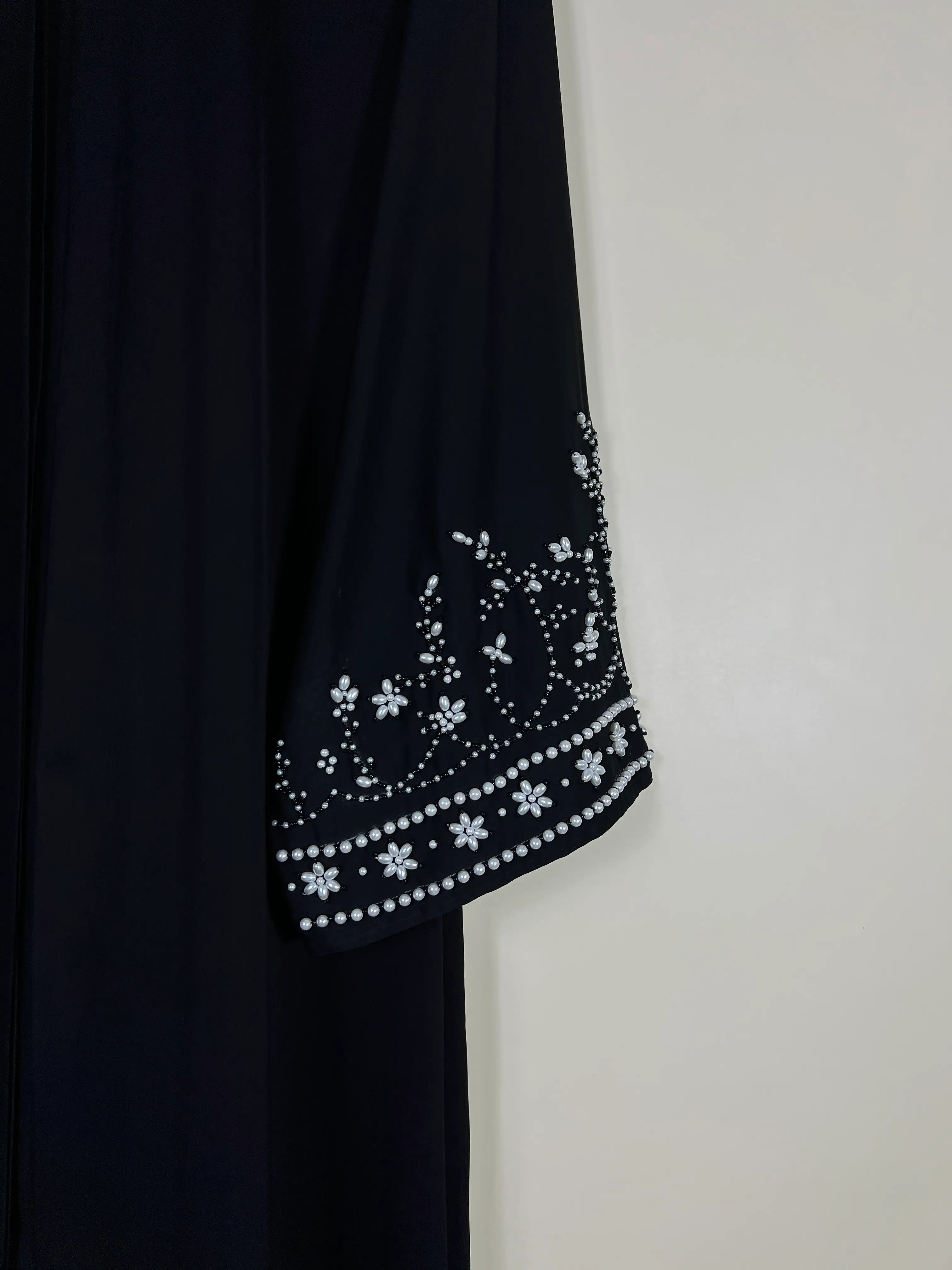 Black - Zahrat Muse Abaya HJ1678