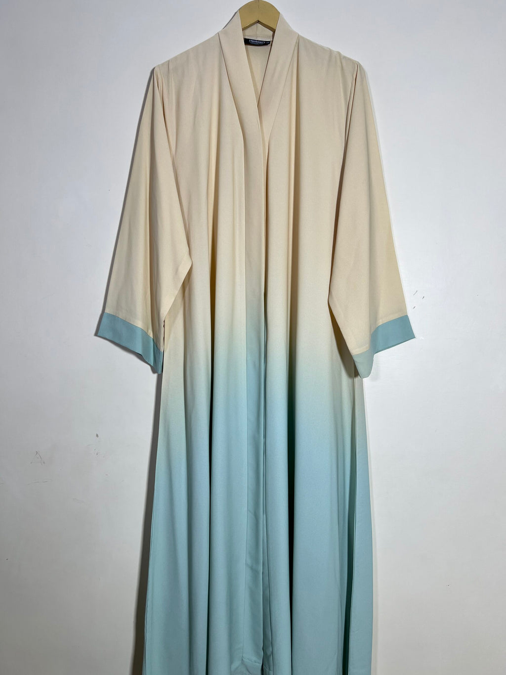 Sea Breeze Ombre Front Open Abaya