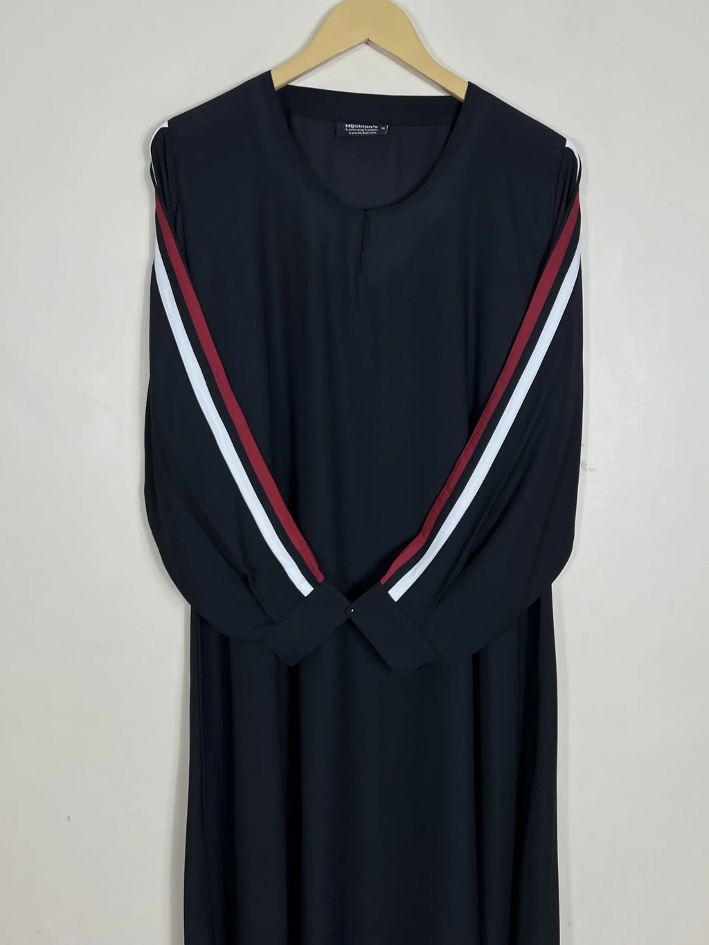 Black - Classic Cuffline Maxi Abaya HJ1003