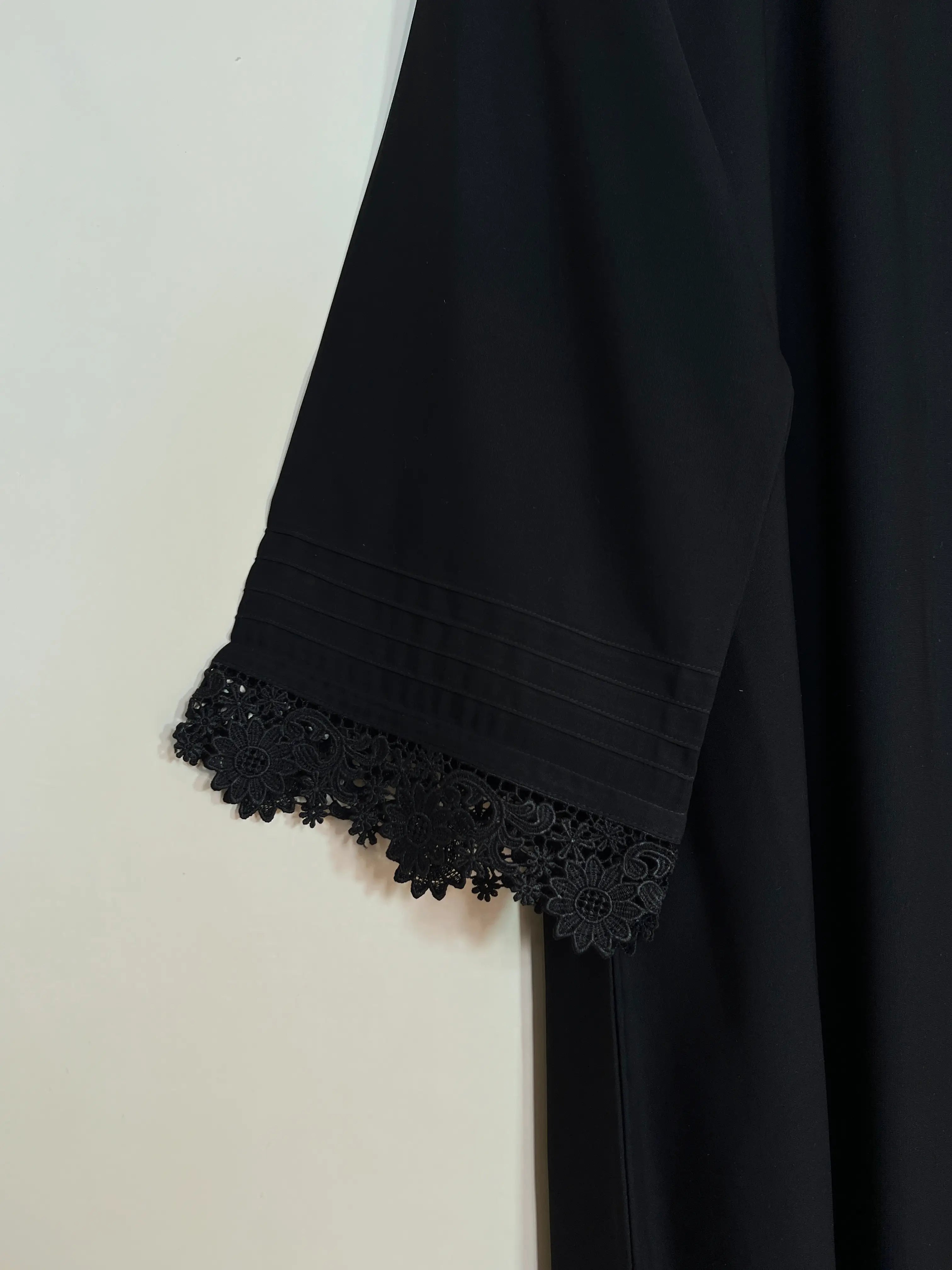 Black - Serene Lace Abaya HJ1370
