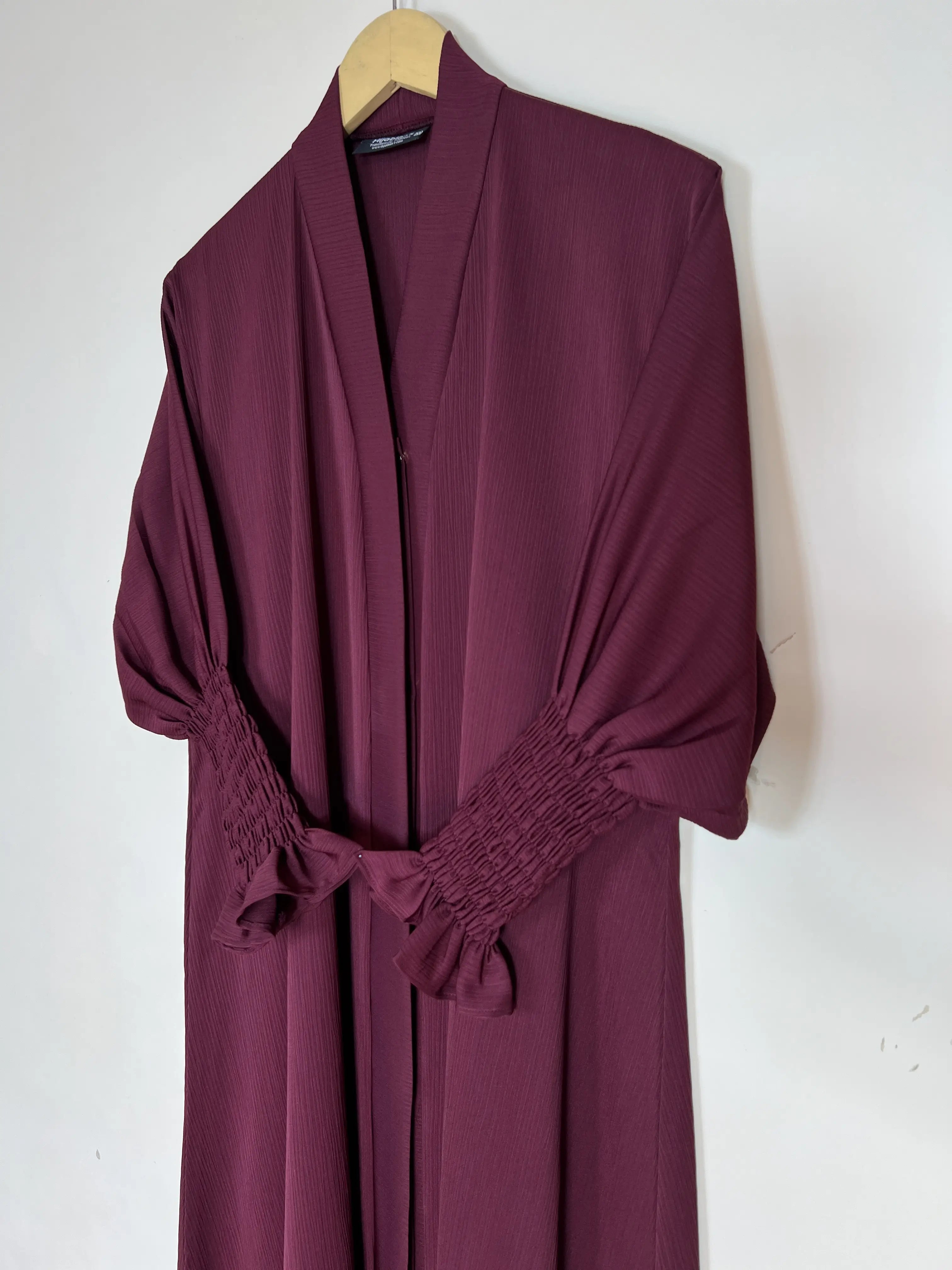 Maroon - Smoked Sleeves Abaya HJ1430