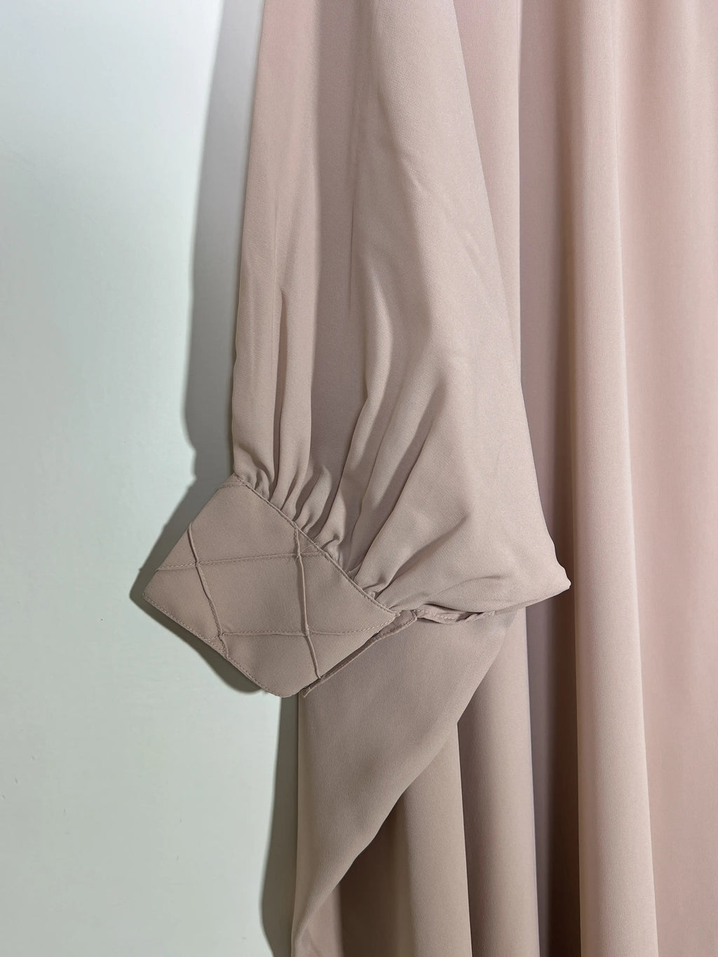 Dusty Mauve - Pintux Cuff Butterfly Abaya HJ1451