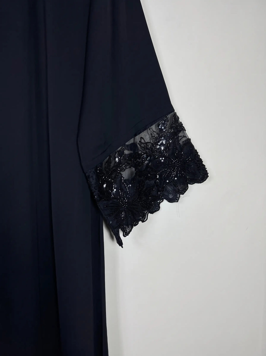 Black - Luxe Noir Abaya HJ1680