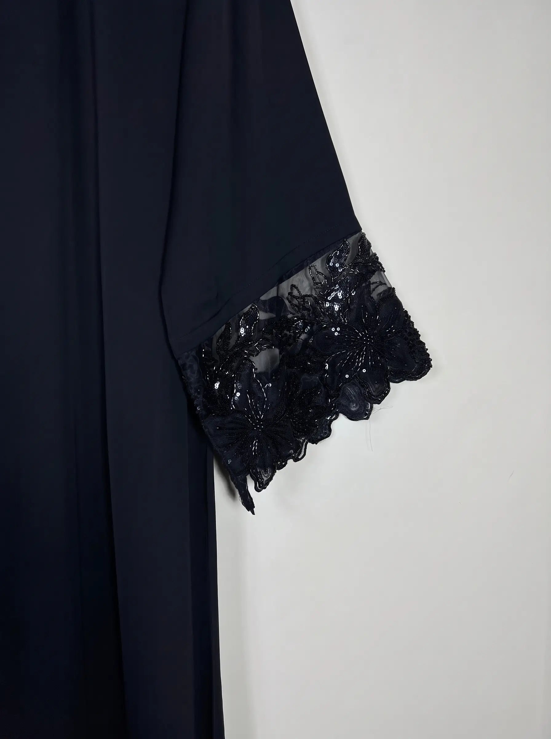Black - Luxe Noir Abaya HJ1680