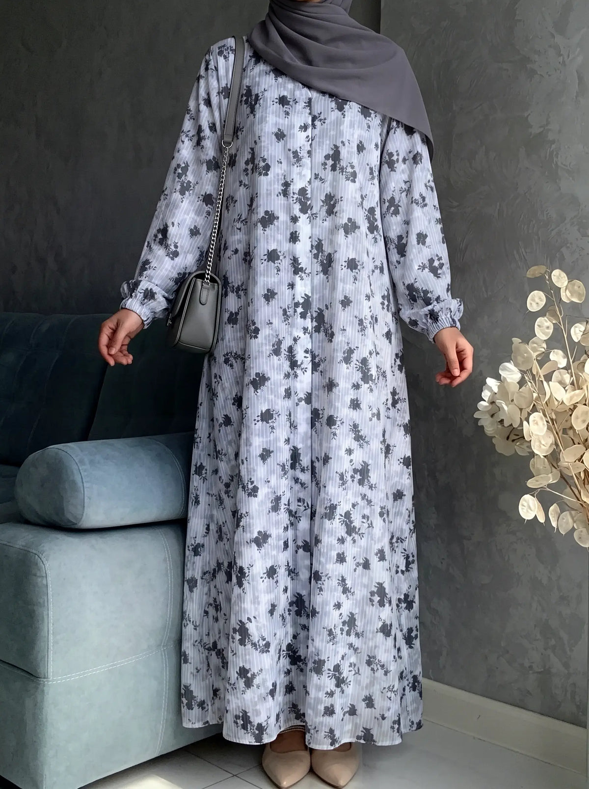Pearl Cloud - Arabic Lawn Abaya HJ1636 Main image