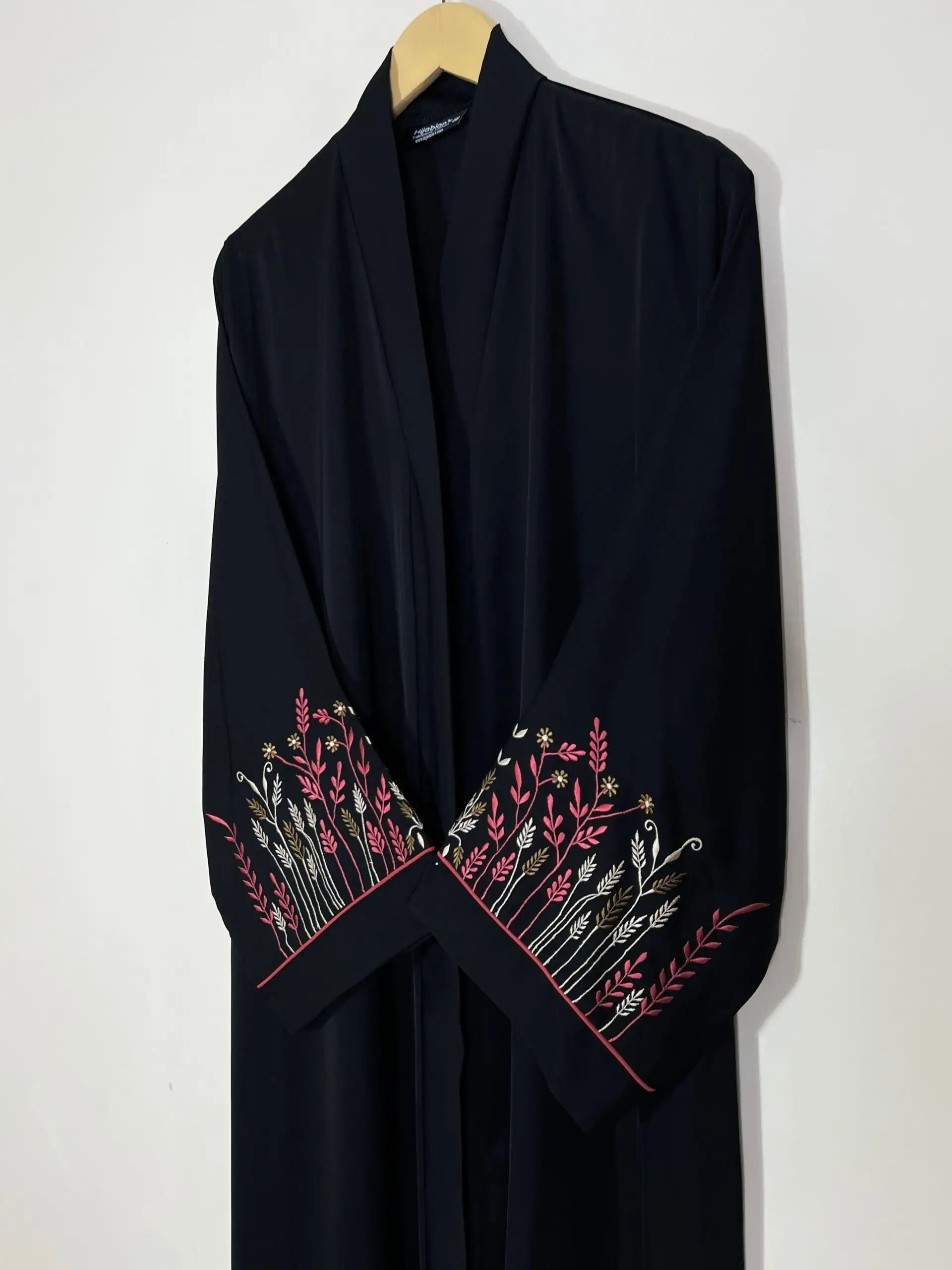 Black - Embroidered Bloom Abaya HJ1229