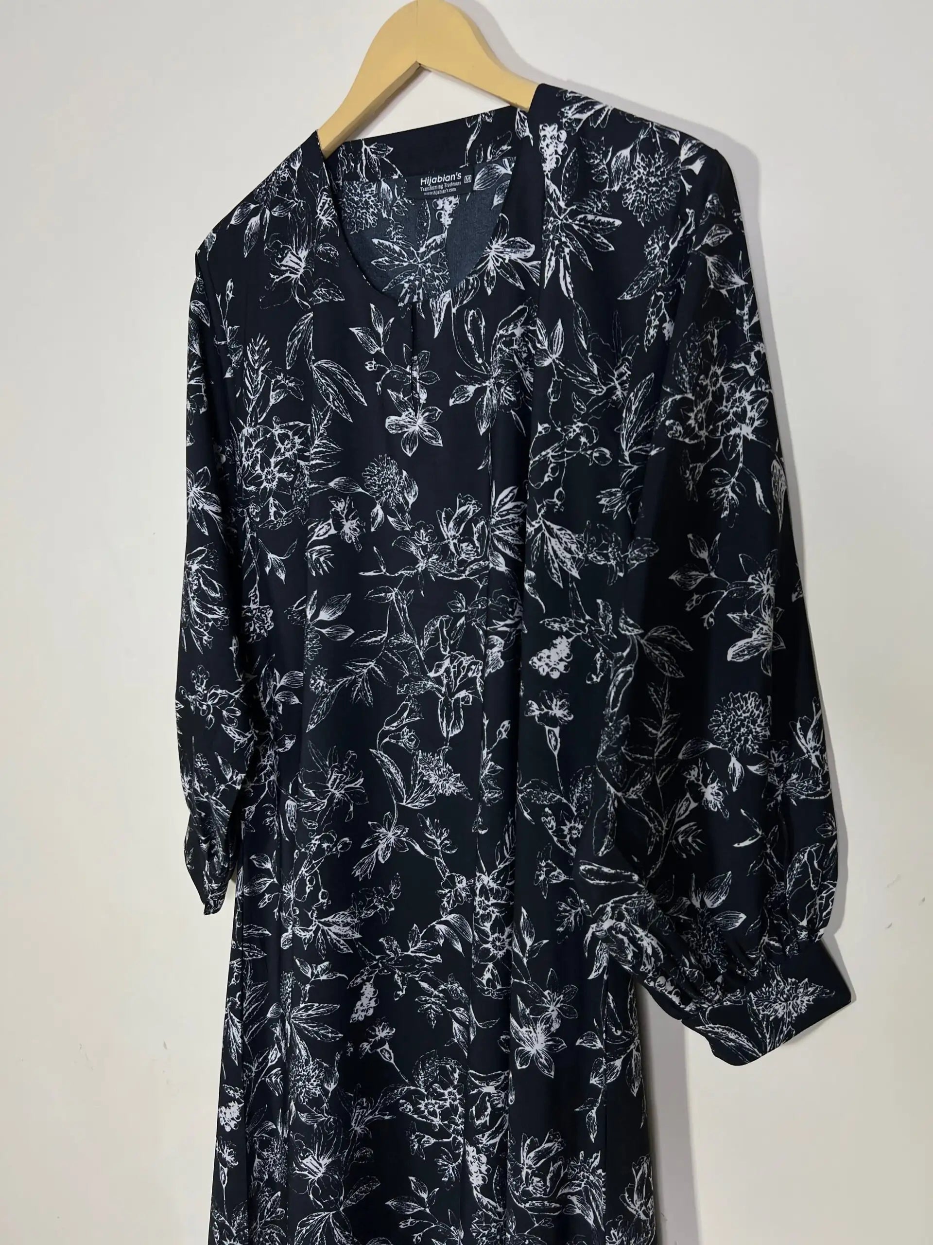 Black - Floral Maxi Abaya HJ1248