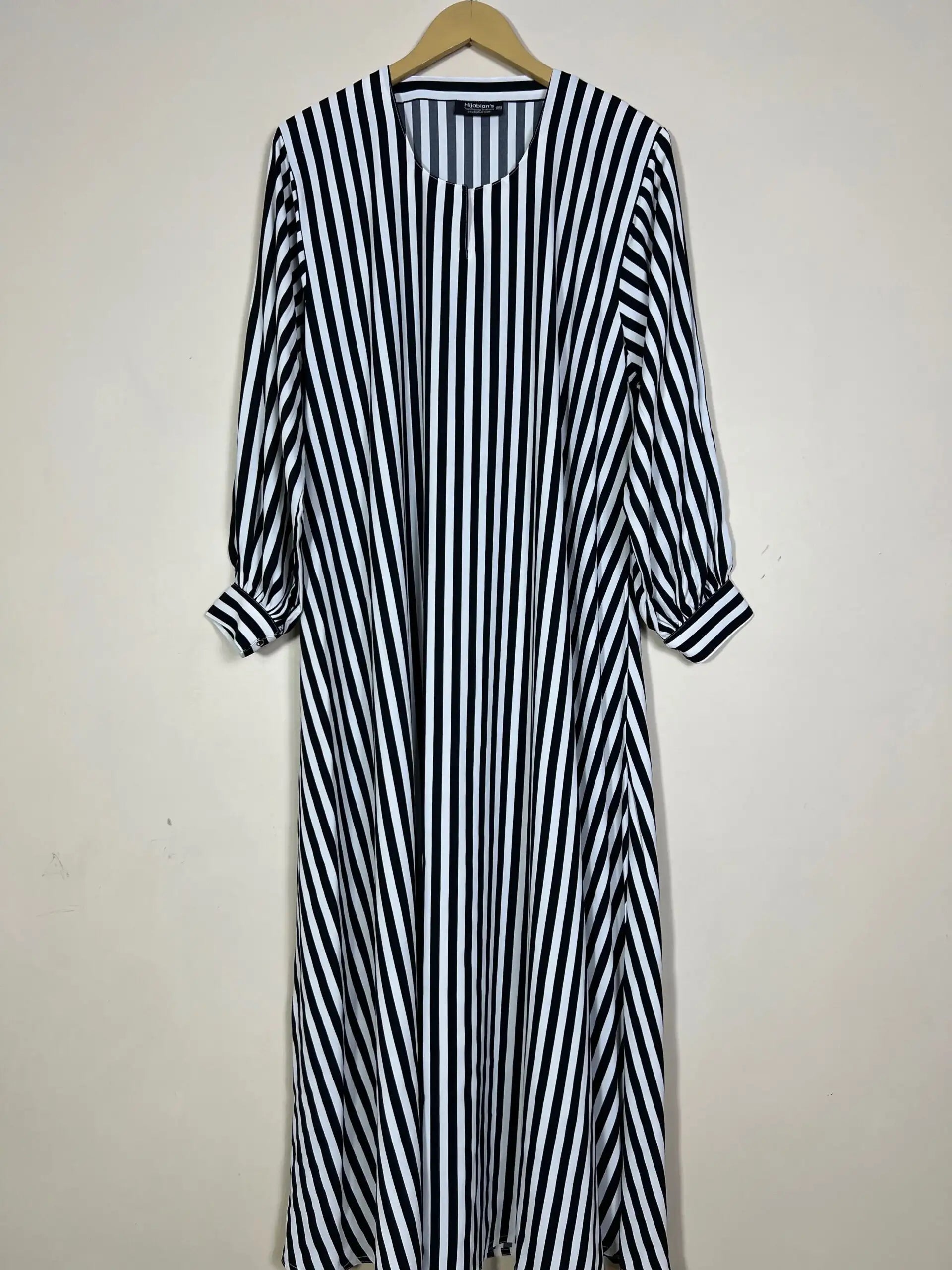 White - Stripes Maxi Abaya HJ1241