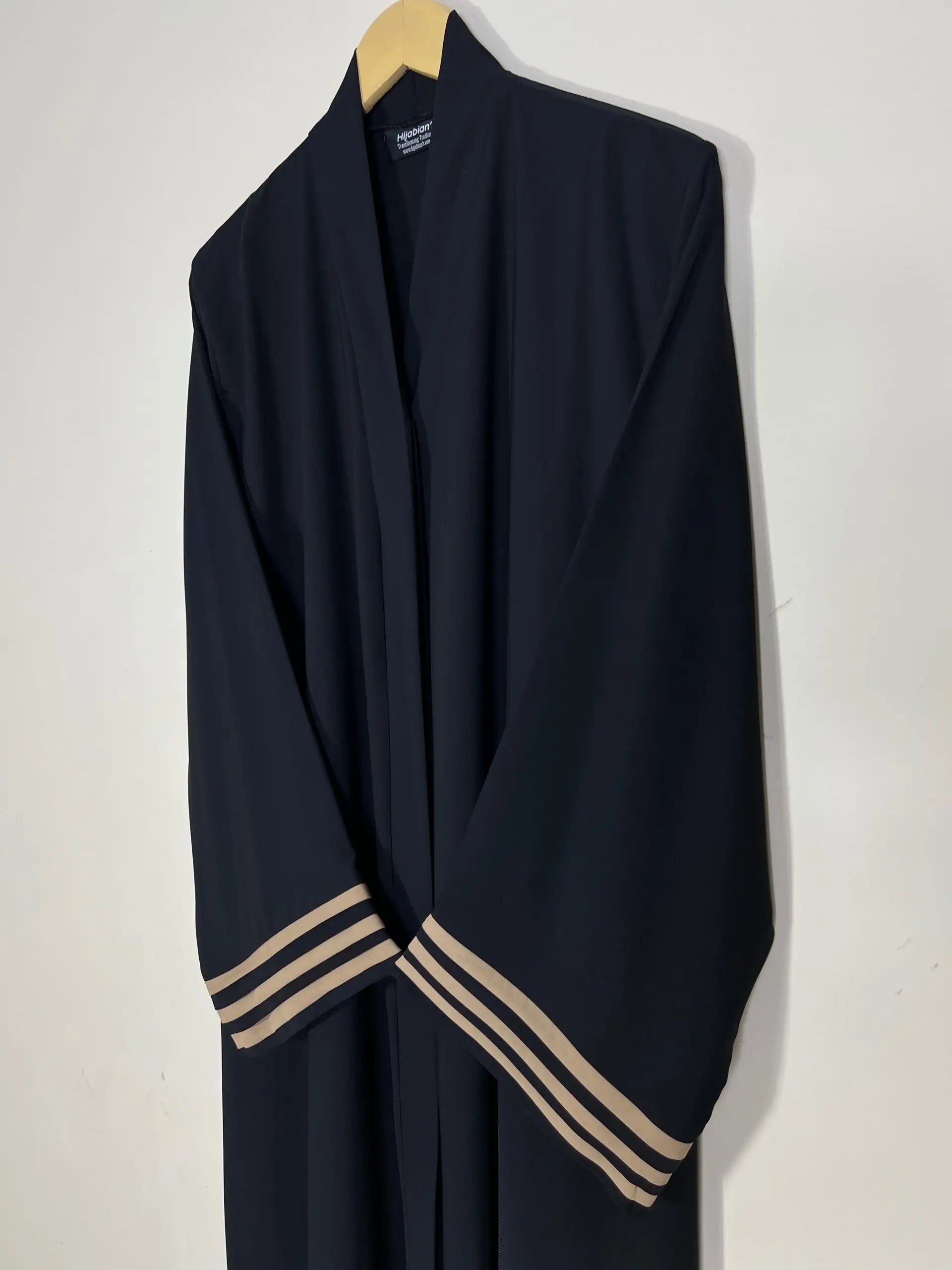 Muzna Abaya II - HJ1279 Secondary image