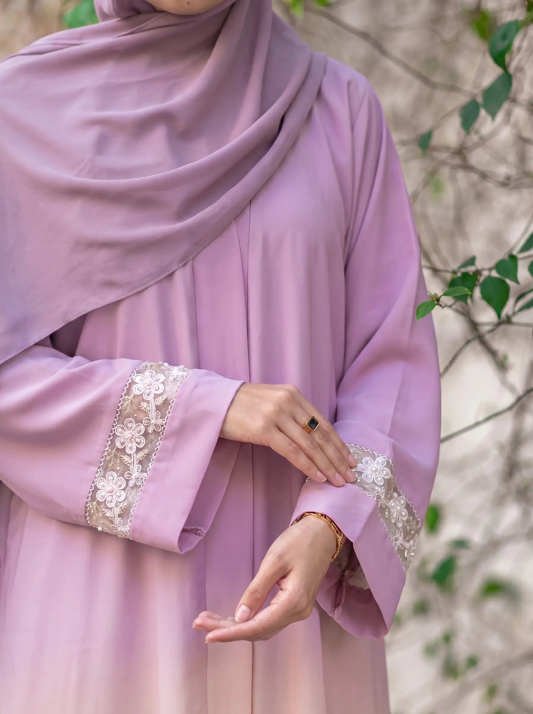 Blush Rose - Statement Sleeves Ombré Abaya HJ1640