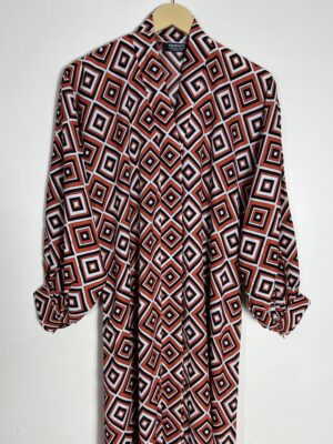 Red - Argyle Print Front Open Abaya HJ0874 - Image 2