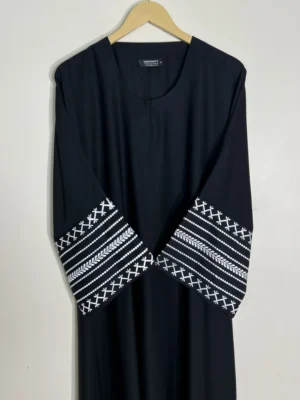 Black - Trail Embroidery Abaya HJ1113 - Image 2